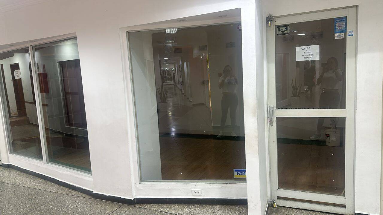 #8 - Tienda  Almacén para Alquiler en Maracaibo - V