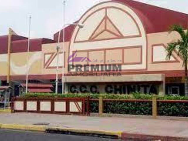#9 - Tienda  Almacén para Venta en Maracaibo - V